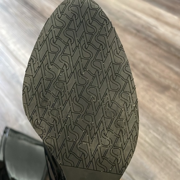 Stuart Weitzman Jean Black Patent Wedge 7.5 - Picture 9 of 10